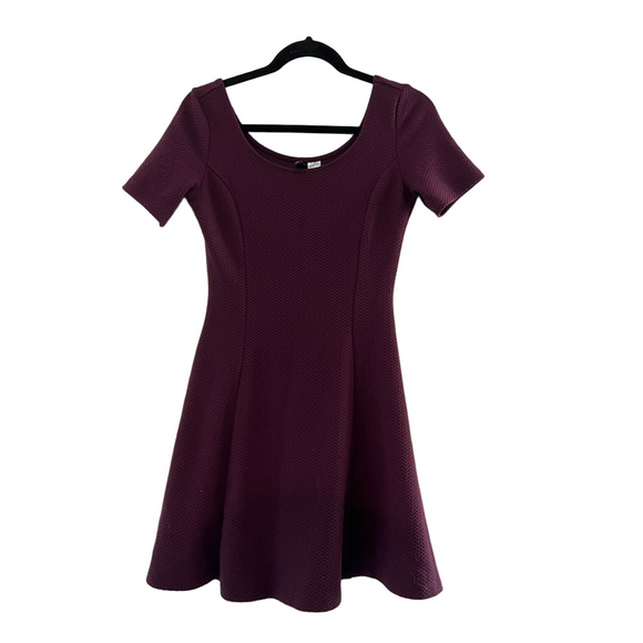 H&M Red Fit and Flare Mini Dress Scoop Neck - Picture 1 of 3